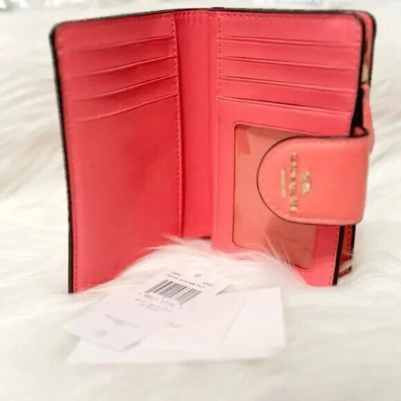 42 | 😍Coach Medium Corner Zip Wallet with Mini Vintage Rose Print - Picture 5 of 8
